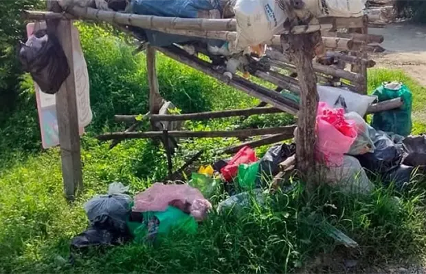 Abandonan zona tének y se convierte en basurero Abandonan zona tének y se convierte en basurero