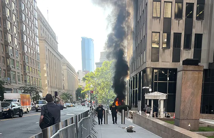 Exsoldado incendia y dispara vs. sede del ICE
