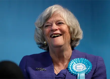 Investigan a Joshua Kerry por muerte de Ann Widdecombe en Haytor