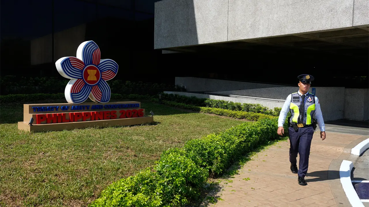 Ministros de la ASEAN pedirán abrir el estrecho de Ormuz en cumbre asiática en Filipinas