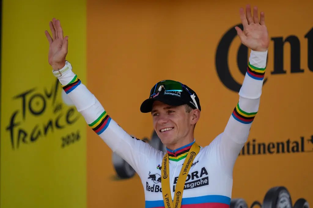 Remco Evenepoel gana etapa 16 del Tour de Francia en contrarreloj