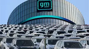 Alcanza GM utilidad neta de 1.3 mil mdd