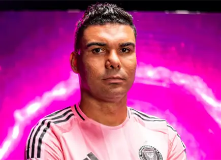 Casemiro firm&oacute; con Inter Miami y espera visa para debutar