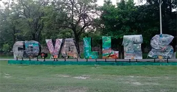 Renuevan las letras monumentales de Valles