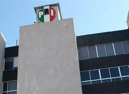 PRI denuncia campa&ntilde;as anticipadas de Morena; pide a INE revisar