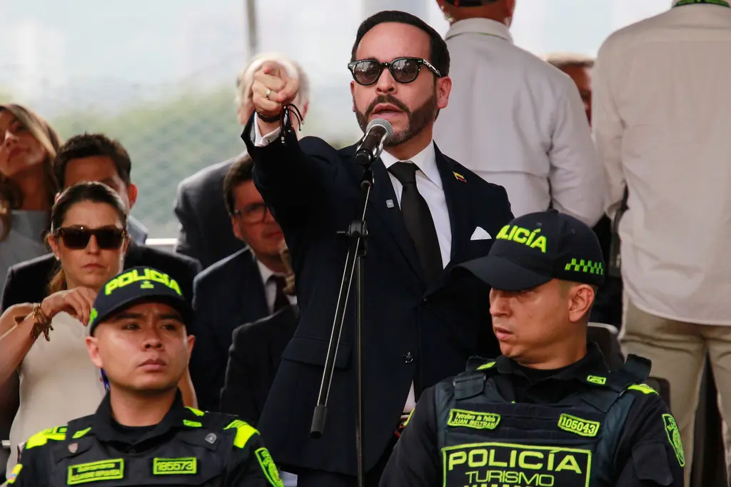 Daniel Noboa negocia acuerdos de seguridad con Colombia y Perú