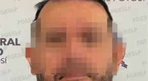 Instructor de tenis enfrenta cargos por abuso sexual