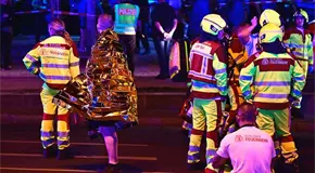Deja un muerto y 16 heridos un atropello en marcha gay