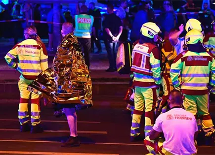 Deja un muerto y 16 heridos un atropello en marcha gay Deja un muerto y 16 heridos un atropello en marcha gay