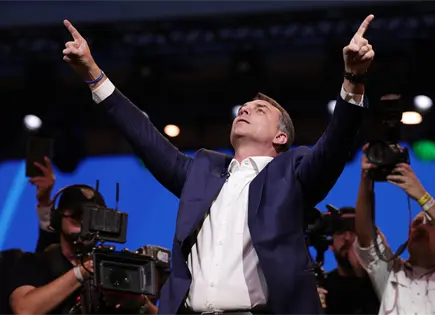 Flávio Bolsonaro asegura su postulación a la presidencia de Brasil Flávio Bolsonaro asegura su postulación a la presidencia de Brasil