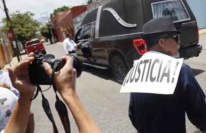 Periodista recibe amenazas de muerte, denuncia