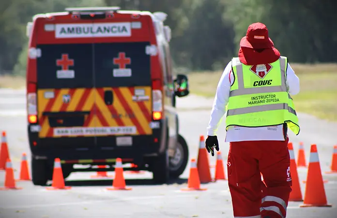 Capacitan en San Luis a operadores de ambulancia