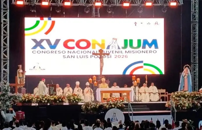 Papa Le&oacute;n XIV bendice a j&oacute;venes y potosinos al cierre del Conajum