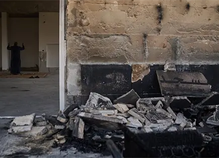 Incendian dos mezquitas en Cisjordania