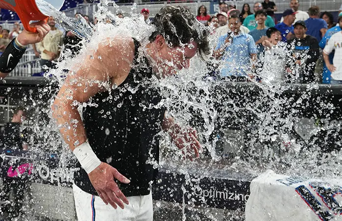 Cortan su mala racha los Marlins