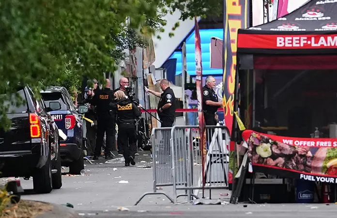 Hay tres sospechosos por el tiroteo en Seattle