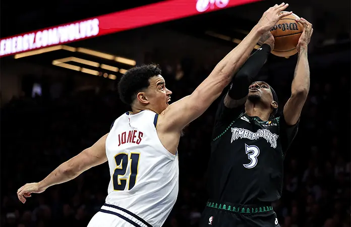 Nuggets quieren retener a Spencer Jones