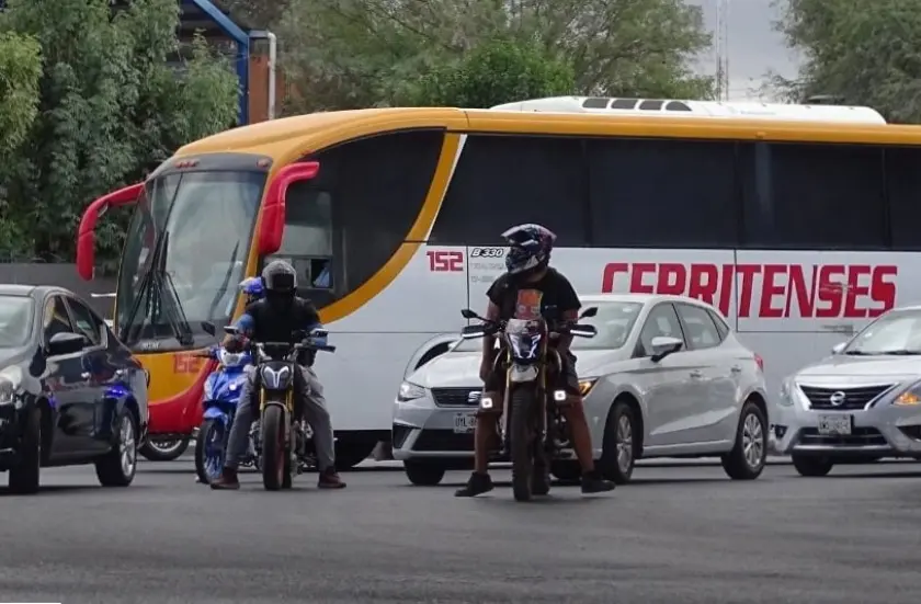 Tres infracciones dejarían sin licencia a motociclistas