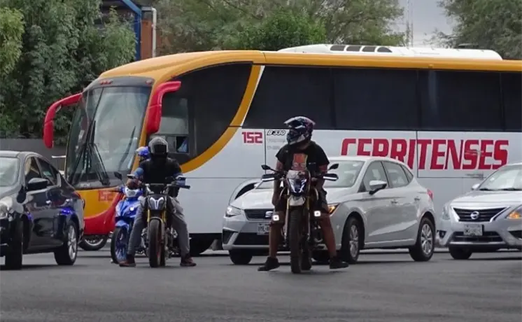Tres infracciones dejar&iacute;an sin licencia a motociclistas