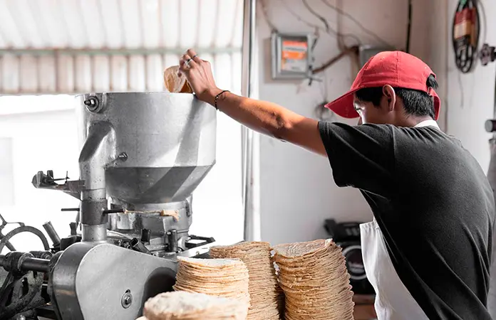 Amenazan tortilleros con romper acuerdo