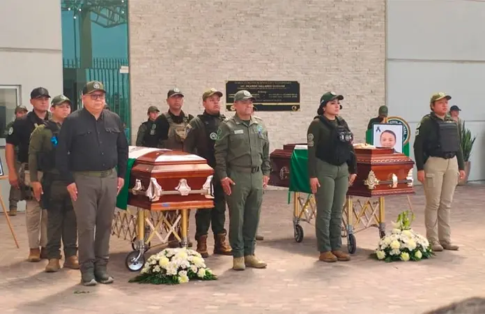Con sentido homenaje, despiden a policías caídos