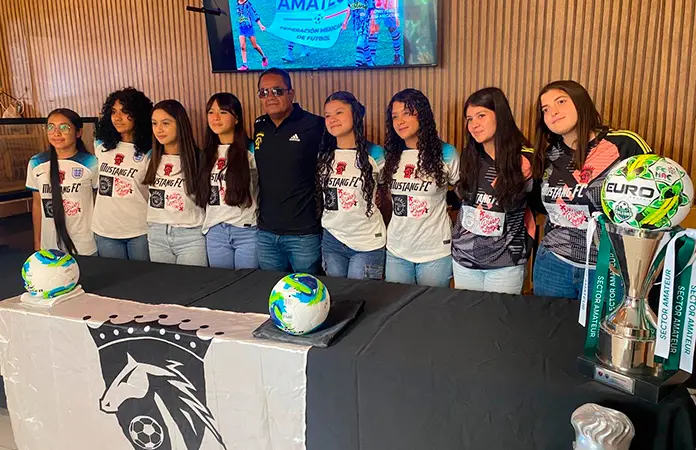 Mustang de SLP va por el título