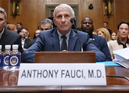 Senado de EE.UU. cita a Fauci por pandemia; él se acoge a la Quinta Senado de EE.UU. cita a Fauci por pandemia; él se acoge a la Quinta