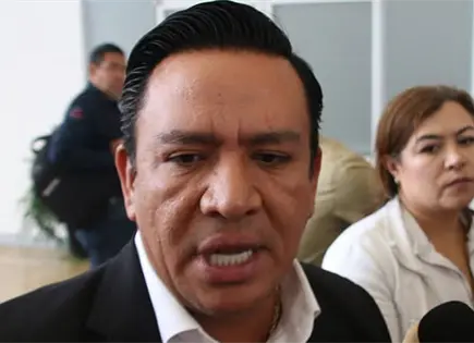 Asegura Torres S.destrabar tr&aacute;mites para obras en SLP