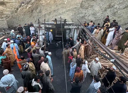 Explosión en mina de carbón en Pakistán deja 11 muertos y 31 atrapados Explosión en mina de carbón en Pakistán deja 11 muertos y 31 atrapados