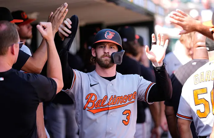 Orioles remontan y vencen a los Tigres