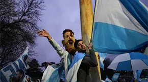Ley contra extranjeros, por comentarios de odio Ley contra extranjeros, por comentarios de odio