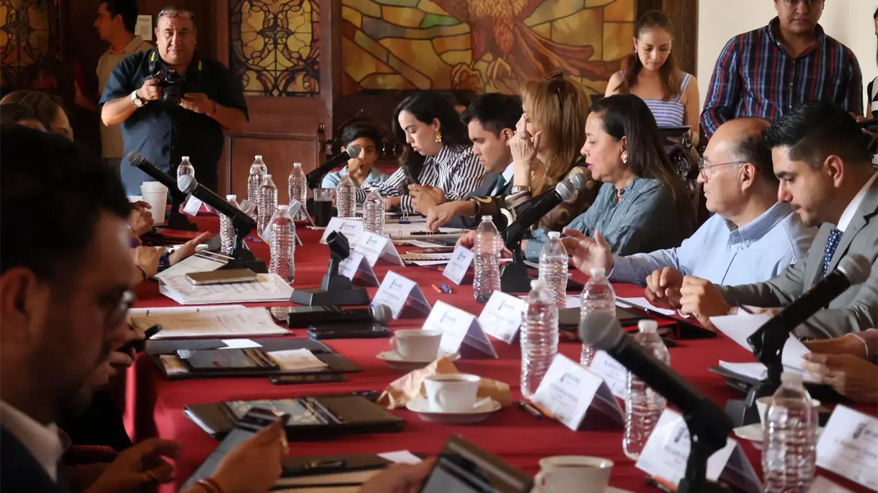Cabildo aprueba protocolo para atender casos de violencia laboral