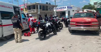 Choca cuatrimoto contra camioneta