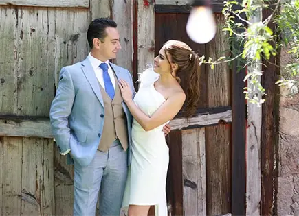 Daniela y Alejandro Daniela y Alejandro