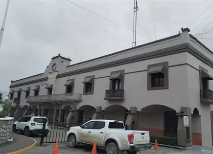Deuda con el SAT, pasivo de varias administraciones Deuda con el SAT, pasivo de varias administraciones