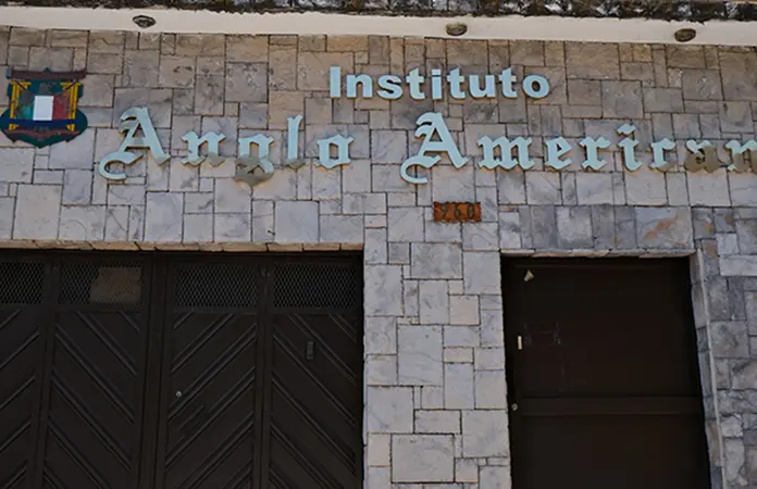 Operan 4 escuelas militarizadas en SL