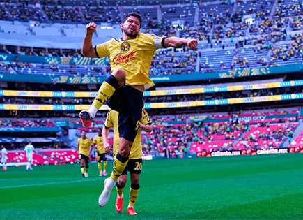 América golea a Santos Laguna América golea a Santos Laguna