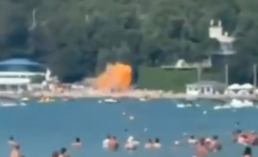 Ataque con drones en playa rusa deja siete muertos y decenas de heridos