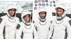 Crew-13 despegará en septiembre con nuevos trajes de vuelo Crew-13 despegará en septiembre con nuevos trajes de vuelo