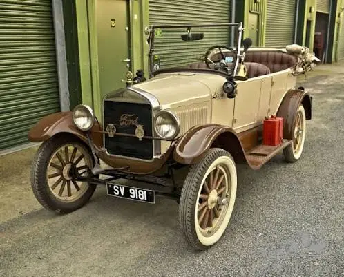 Ford inició la producción en 1926.