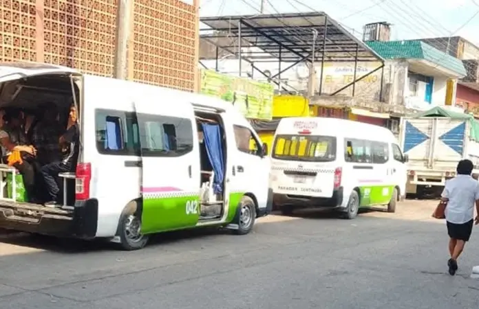Incosteable, el servicio dominical: Transportistas