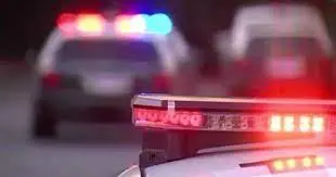 Fallece jovencita en volcadura de camioneta