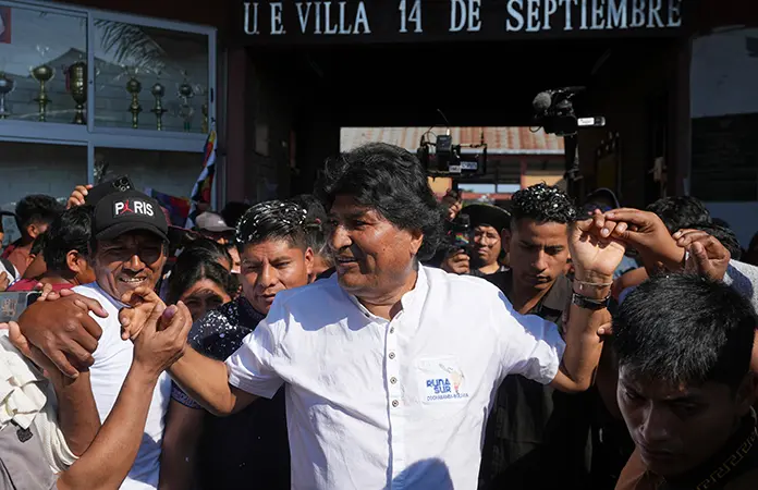 Prioridad, la captura de Evo: gobierno boliviano