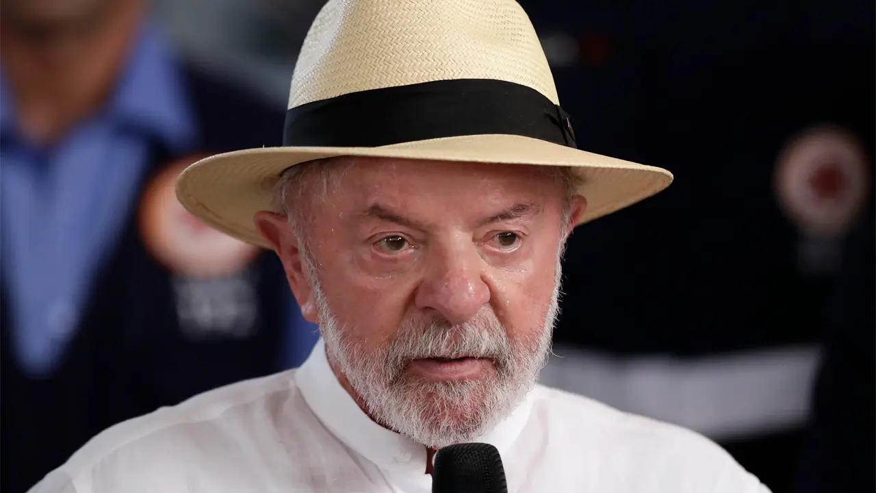 Brasil reduce su presencia diplomática en Argentina por ataques de Milei
