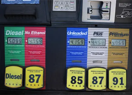 Grandes petroleras europeas reportan ganancias récord en primer trimestre Grandes petroleras europeas reportan ganancias récord en primer trimestre