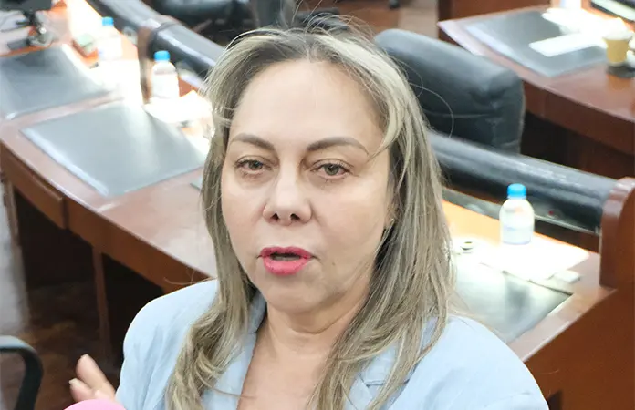 Impugnación enfurece a Sara Rocha