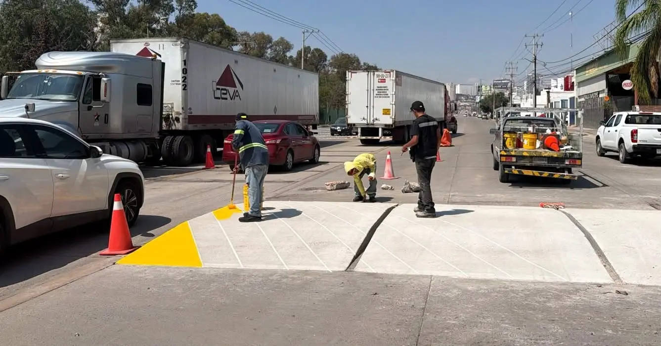 Señalizan reductores en Chapultepec