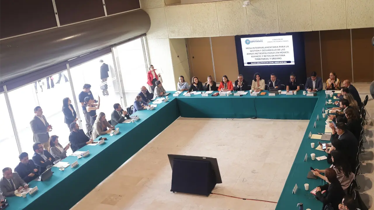 Analizan nueva legislación metropolitana.
