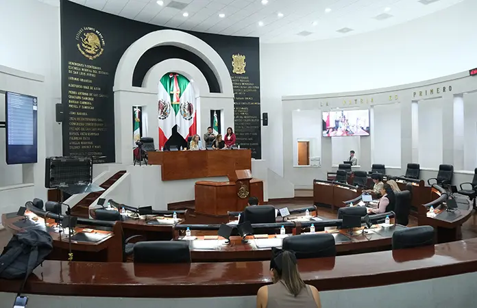 Proponen acortar precampañas electorales a 20 días