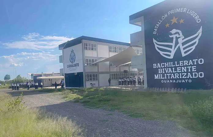 Seguirán operando las escuelas militarizadas